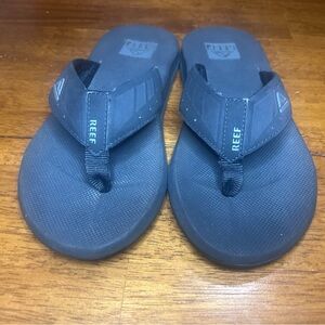 Reef Black Flip Flops Size 9